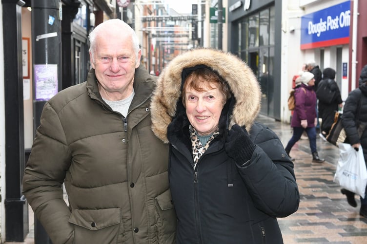 Jim Benson and Linda Benson (Onchan)
