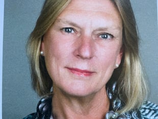 Antiques Roadshow expert Joanna Hardy to give talk in Blackmoor