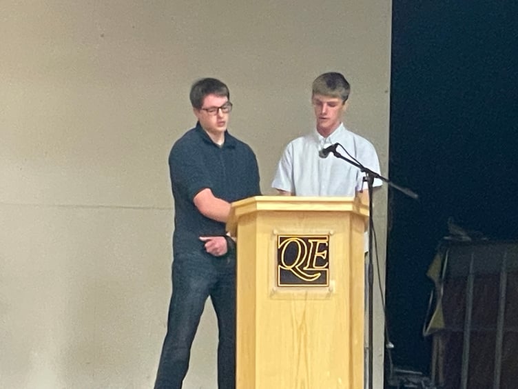 Students talking about how they achieved their Bronze D of E Awards. AQ 5358