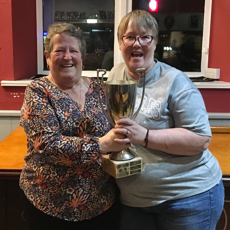 Chairman's Cup winners Carole Dudley and Julia Dunning (Salutation Inn).jpeg