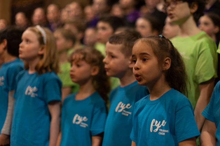 On March 9, the award-winning Farnham Youth Choir celebrated its 40th anniversary with a concert at the beautiful Holy Trinity Church, in London’s Sloane Square