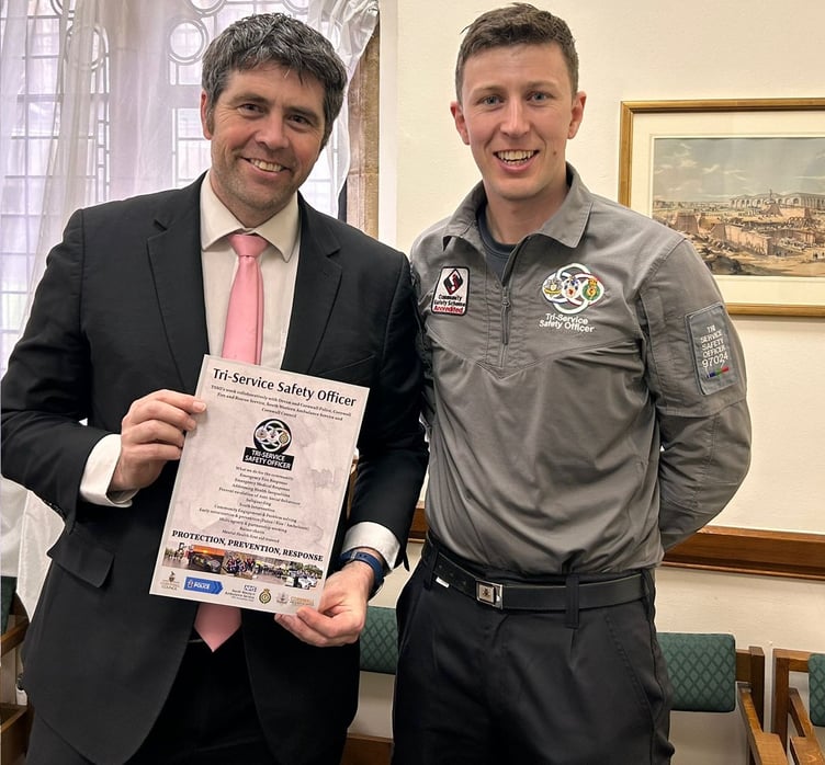 Scott Mann MP with TriForce Officers in Parliament.