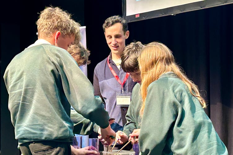 Neuroscientist Ben Martynoga inspires young minds at Weydon School