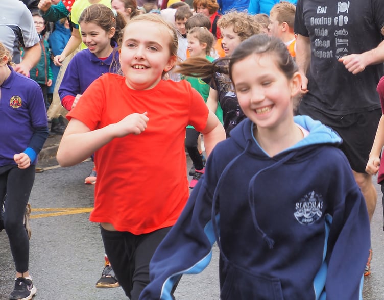 Students at the start of the race