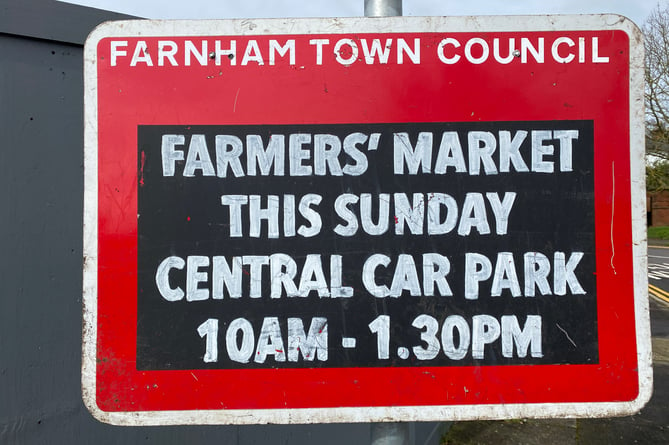 Farnham Farmers' Market sign 