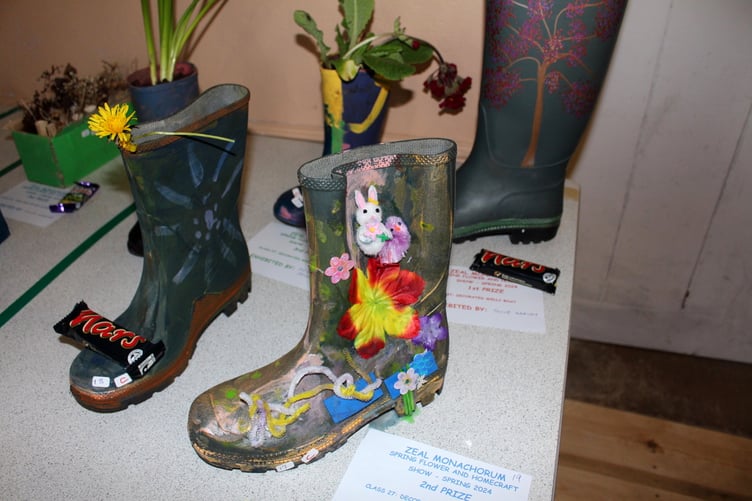 Decorated wellies in the show. SR 9559