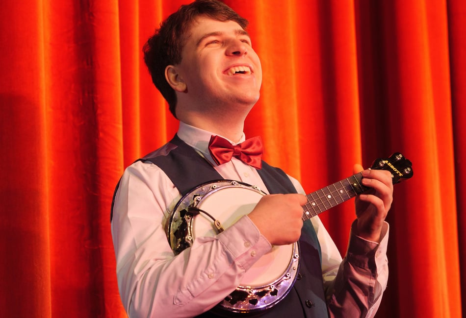 <p>Matthew Quilliam is performing at the Good Friday Ukefest at Login Lounge, Camberley this Saturday</p>