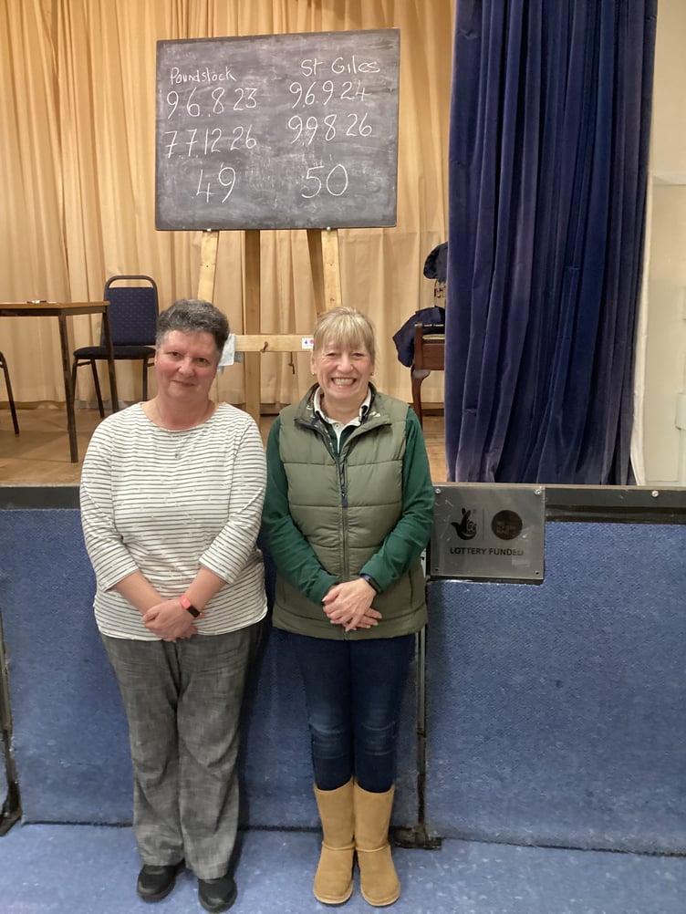 The Individual Knockout finalists. From left: Poundstock's Nancy O'Reilly (left) and St Giles' Liz Fisher.