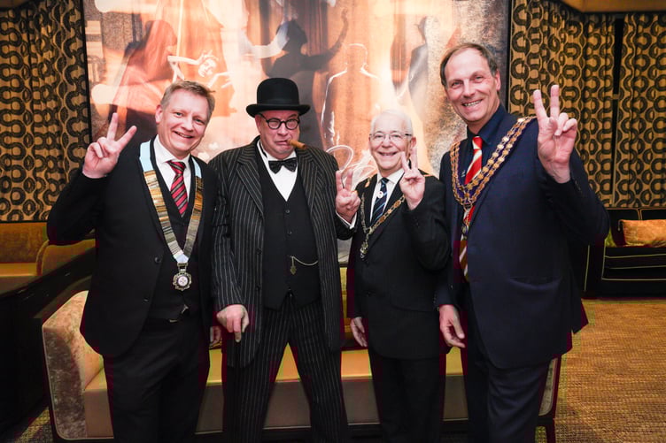 Farnham 41 Club president Linden Coleman, Sir Winston Churchill KG, Farnham mayor Cllr Alan Earwaker, and 41 Club national president Steve James