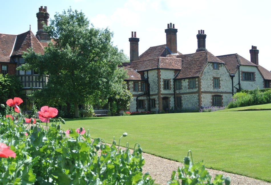 <p>Gilbert White's House and Gardens is offering free entry for people happy to be photographed.</p>