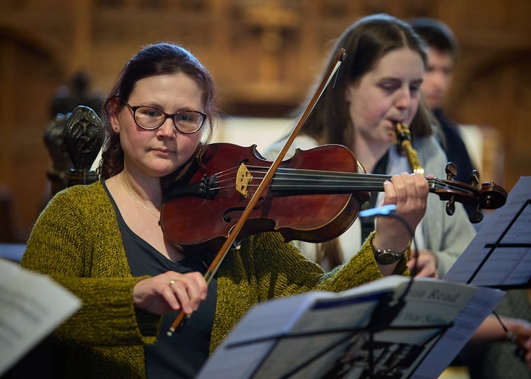 Flexible ensemble, Martin Read Foundation.