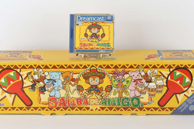 Complete PAL version of Samba De Amigo for the Sega Dreamcast 