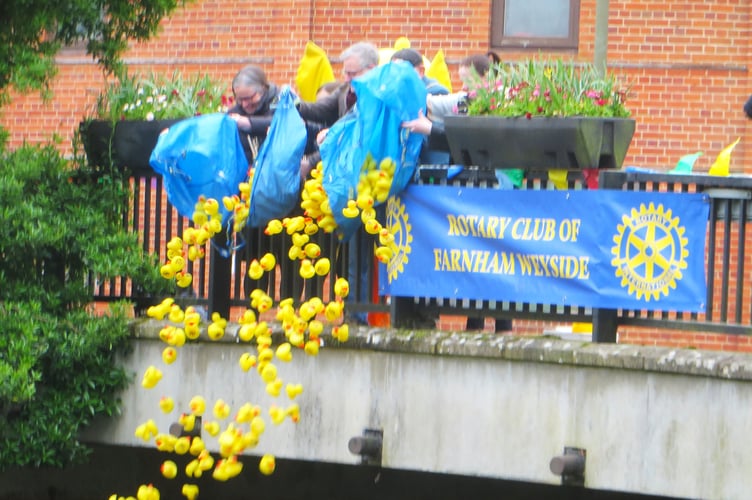 Great Farnham Duck Race 2024