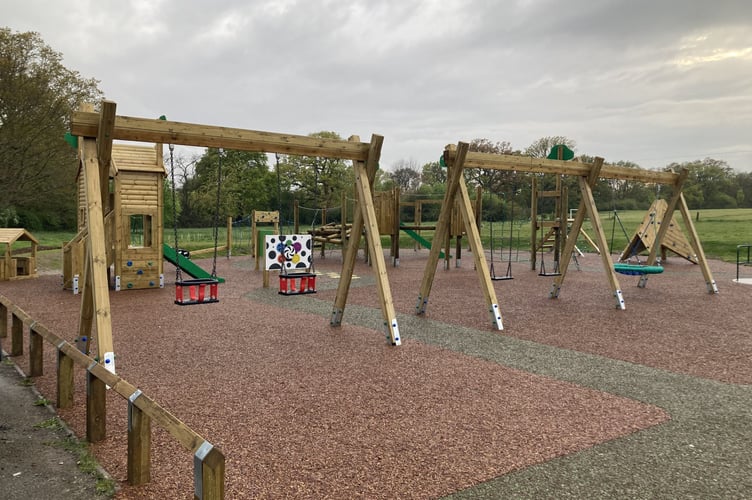 Greatham Playground Pic2