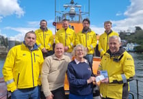 Widow gives £10,000 to lifeboats in memory of her husband
