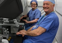 Robotic surgery improving outcomes for ovarian cancer patients 