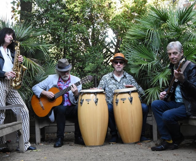 Evening of jazz and gin at Wylds Farm near Liss