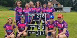 Century partnership seals comfortable win for Petersfield