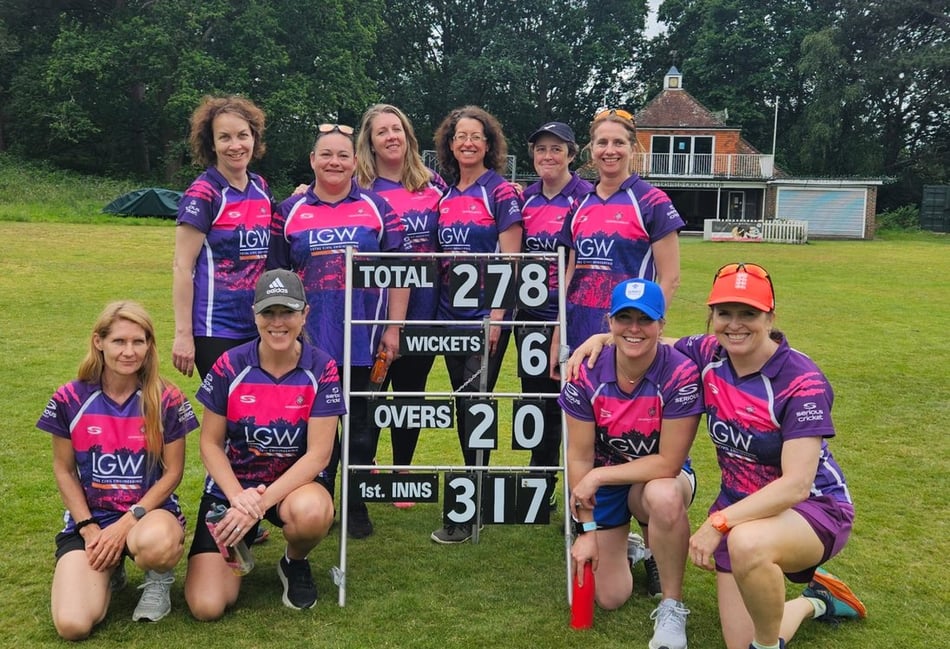 <p>Petersfield’s ladies W10 team beat Locks Heath</p>