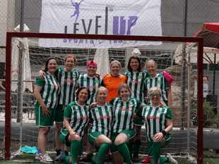 Beat that, England! Bourne Blades win bronze in Euro tournament