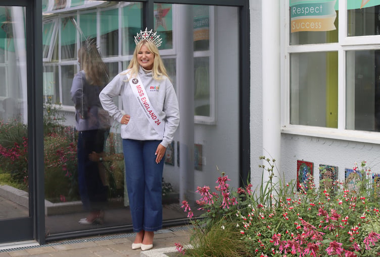 Penrice Academy had a celebrity visitor when Miss England went along to give a talk.