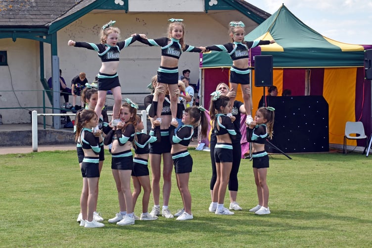 South Coast Waves Cheerleaders displaying their skills. PHOTO: Peter Mather.