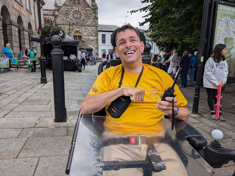 Cllr Pete Skea helping out with the organisation of the event