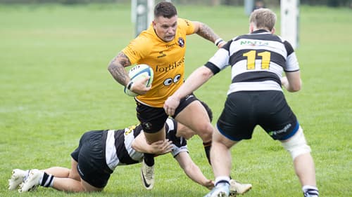 Farnham beat Bournemouth in opening game of the season | farnhamherald.com