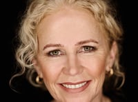 Former EastEnders star to headline Yvonne Arnaud pantomime