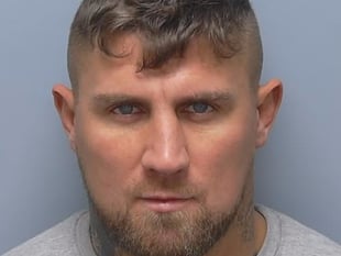 Fighter jailed for attempted rape and assaulting woman