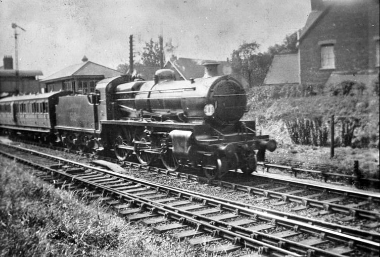 Farnham steam train Broomleaf Road