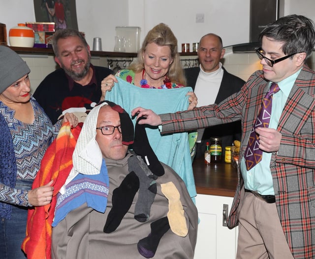 Farce, pathos and tragedy spread over three Christmas parties