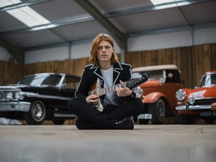 Teenage blues star Toby Lee to support Jools Holland