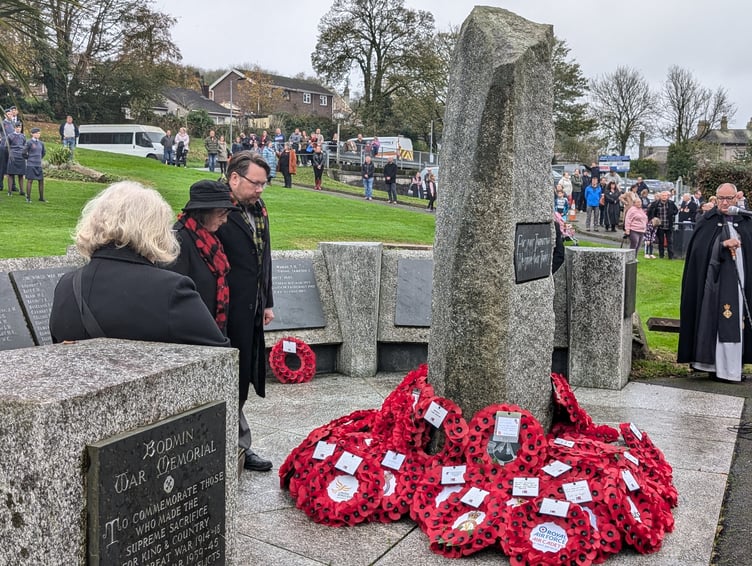 Dan Rogerson, the former MP for North Cornwall and Cllr Pat Rogerson, one of Bodmin's three Cornwall Council members lay a wreath (Picture: Aaron Greenaway)