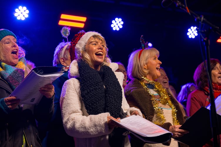 Sing Choir at Truro BID Christmas Lights switch-on