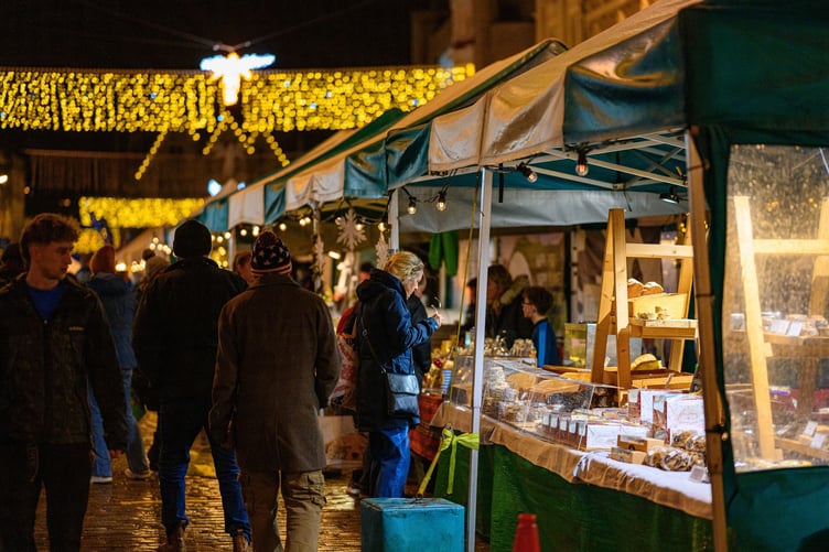 Christmas shoppers at Boscawen Street Market, Truro