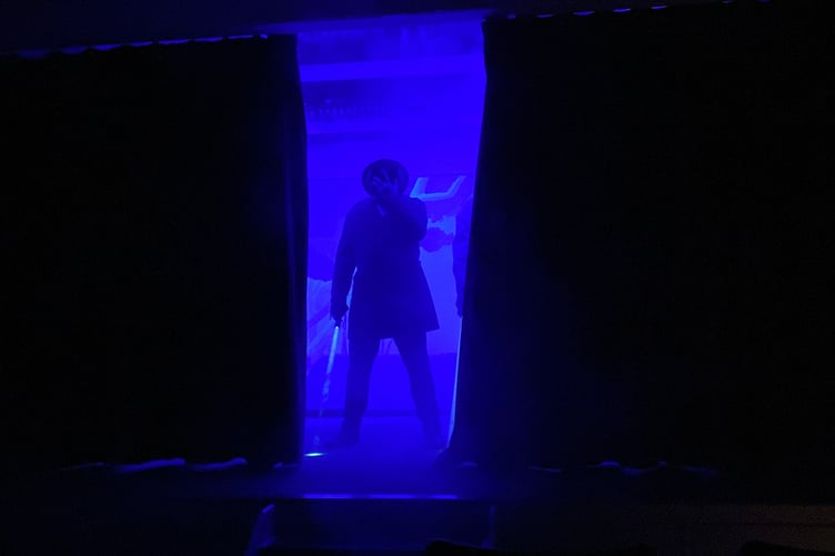 Beginning of Ewshot Panto
