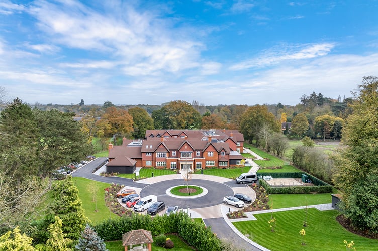 Elm Lodge Hartley Wintney