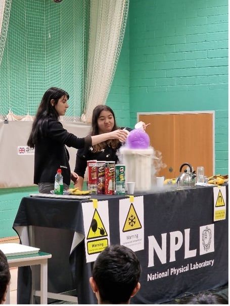 NPL Science Show Abbey School Farnham