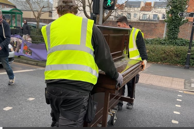 Moving Piano South Street Farnham