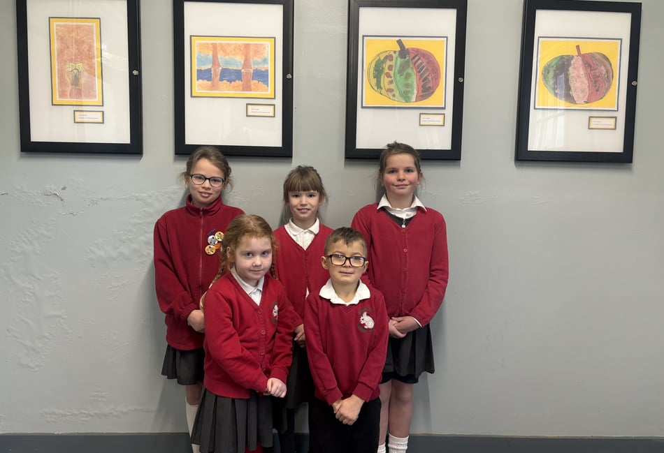 <p>Artwork by Binsted Primary School pupils has gone on display in the waiting room at Bentley station.</p>