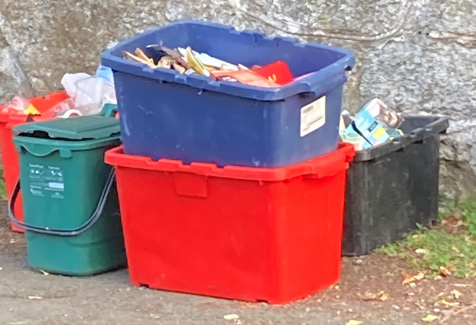 <p>Hampshire is to roll out food waste collection across the county.</p>