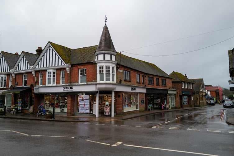 General views of Haslemere, that has seen a raise in shop lifting and shop thefts, Haslemere, Surrey, 23rd January 2025 . Photo released January 27 2025. Fed up business owners in a market town have launched a vigilante WhatsApp group - after a rise in "well-off middle-aged" shoplifters. Traders in Haslemere, Surrey say shoplifting has gotten so bad in recent months that messages are sent in the messaging group "every single day". Shop owners let each other know if they have been stolen from and share CCTV footage of criminals to look out for - with members aware of a few repeat perpetrators. They say the problem has been exacerbated by a "lack of police presence" in the town and insist that it is not linked to the cost of living crisis.
