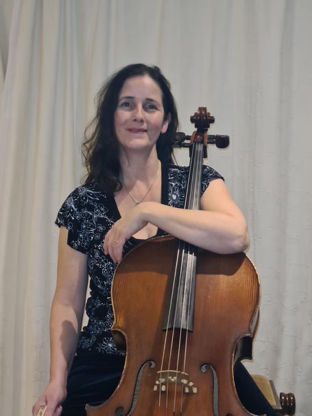 Anna Hunt Cello Haslemere Musical Society