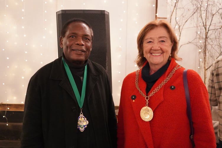 Farnham Town Mayor Cllr Brodie Mauluka and Guildford Borough Mayor Cllr Sallie Barker