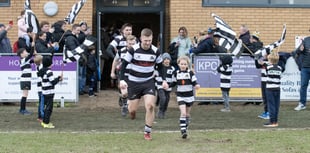 League leaders Farnham earn convincing win against Wimborne