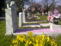 Badshot Lea Cemetery: Volunteers needed for spruce up day 