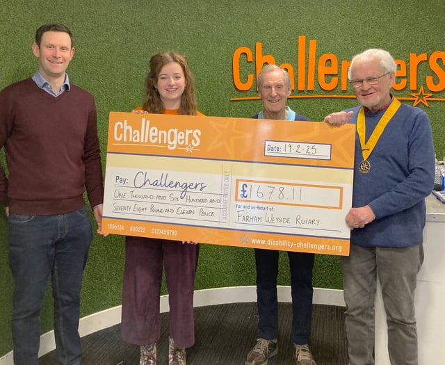 Challengers get a lift from fundraising drive