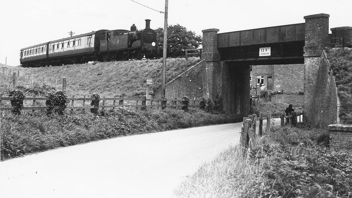 Can you identify this mystery bridge on the Bordon Light Railway?