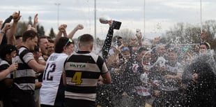 Farnham secure Regional Two South Central title with thumping win